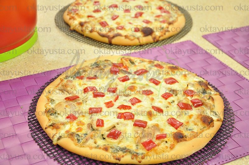 Toyuqlu Alfredo pizza